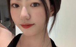 扒开腿挺进湿润的花苞